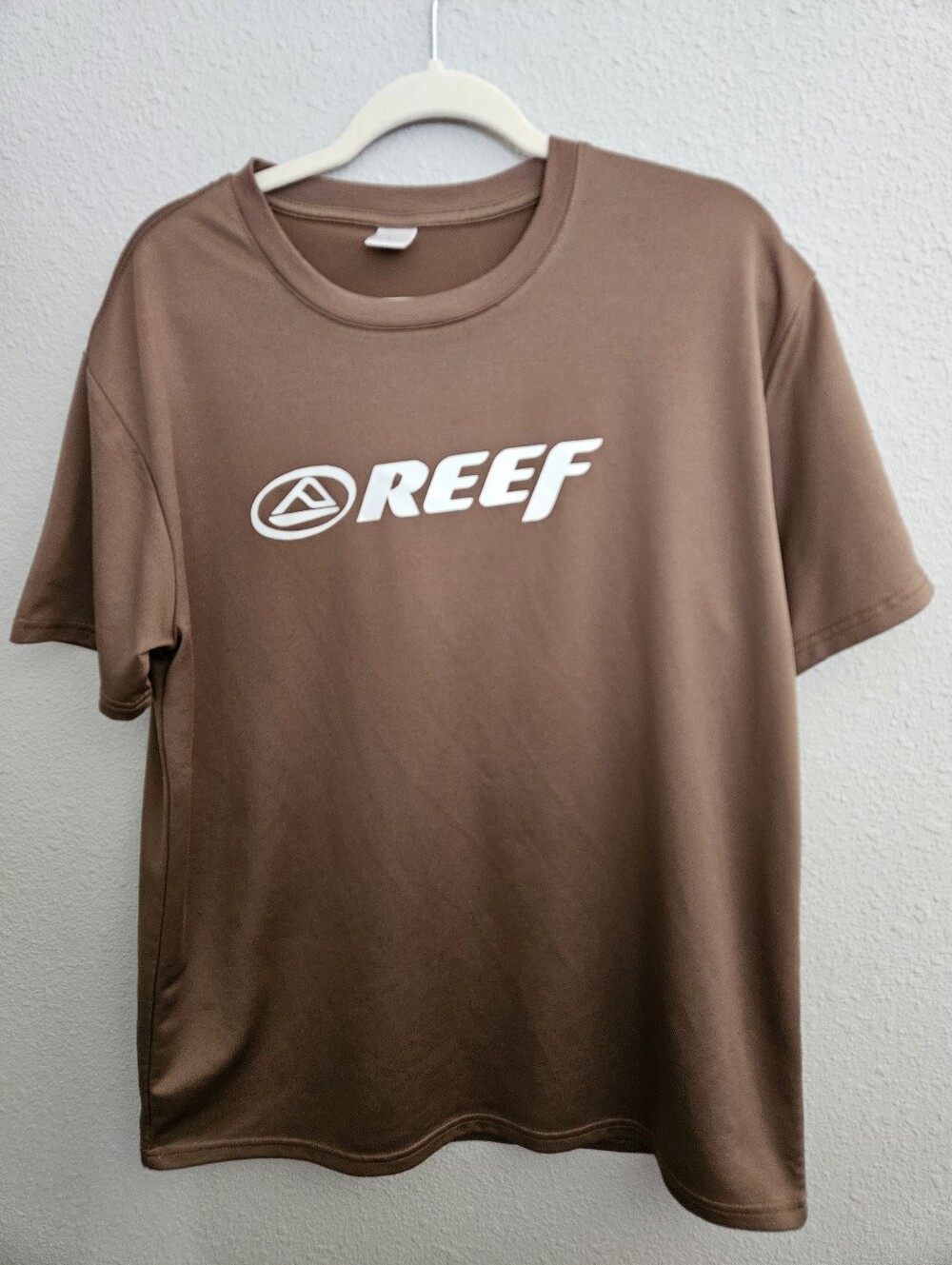 Reef Brown Short-Sleeve Logo Tee, Large